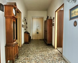 6 VANI COVERCIANO (VIA ZACCONI)