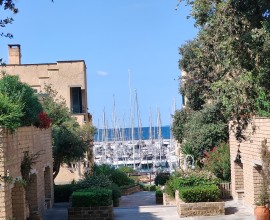 MONOLOCALE PUNTA ALA