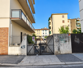 QUADRILOCALE VIA FERRUCCI